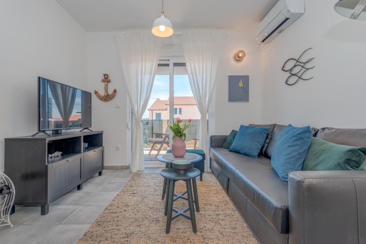 New And Chic Place Near Old Town Of تروغير المظهر الخارجي الصورة
